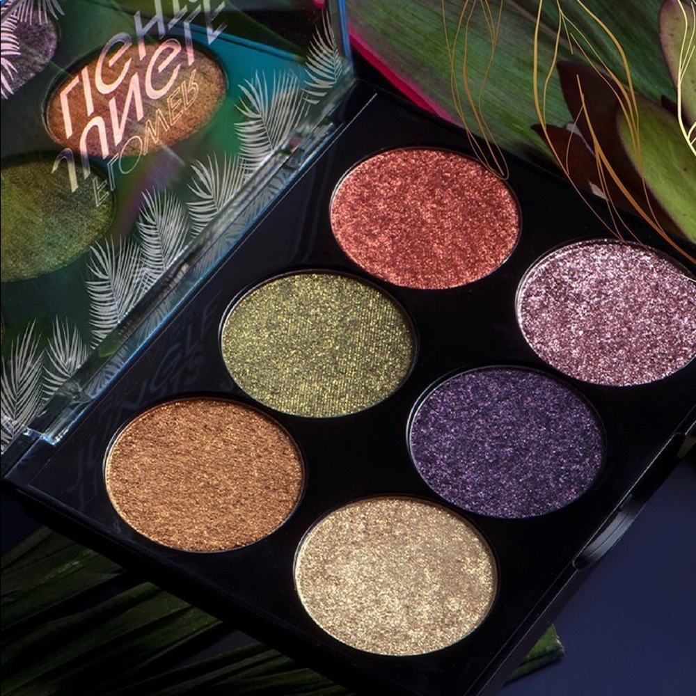 Flower beauty jungle lights eyeshadow palette new